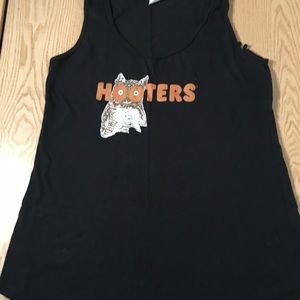 B51 Unisex Hooters Vintage Tank Black Size Small